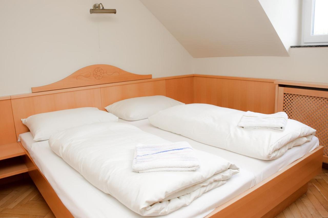 Hotel Csikar Csarda Es Panzio Kőszeg Zewnętrze zdjęcie