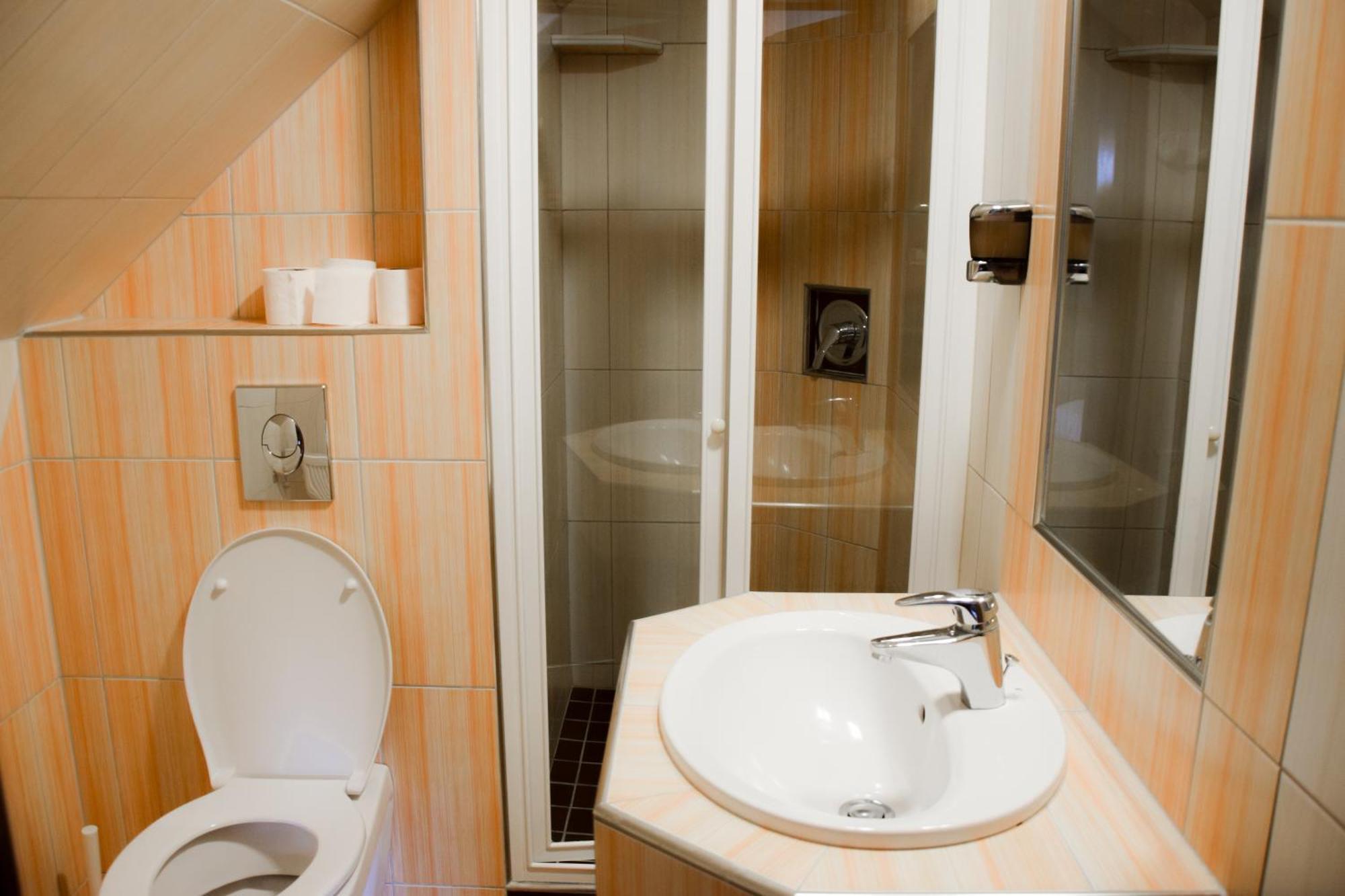 Hotel Csikar Csarda Es Panzio Kőszeg Zewnętrze zdjęcie