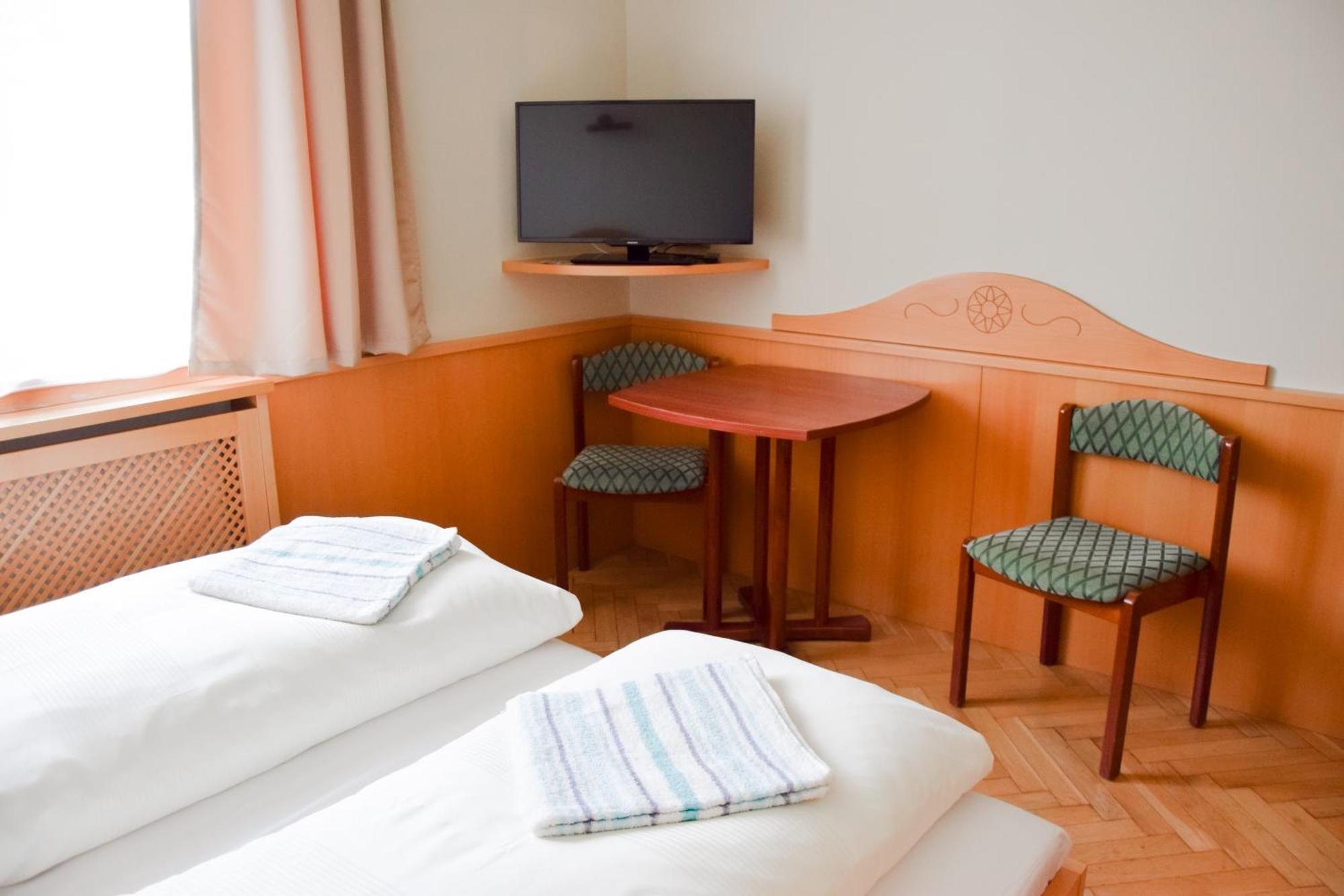 Hotel Csikar Csarda Es Panzio Kőszeg Zewnętrze zdjęcie