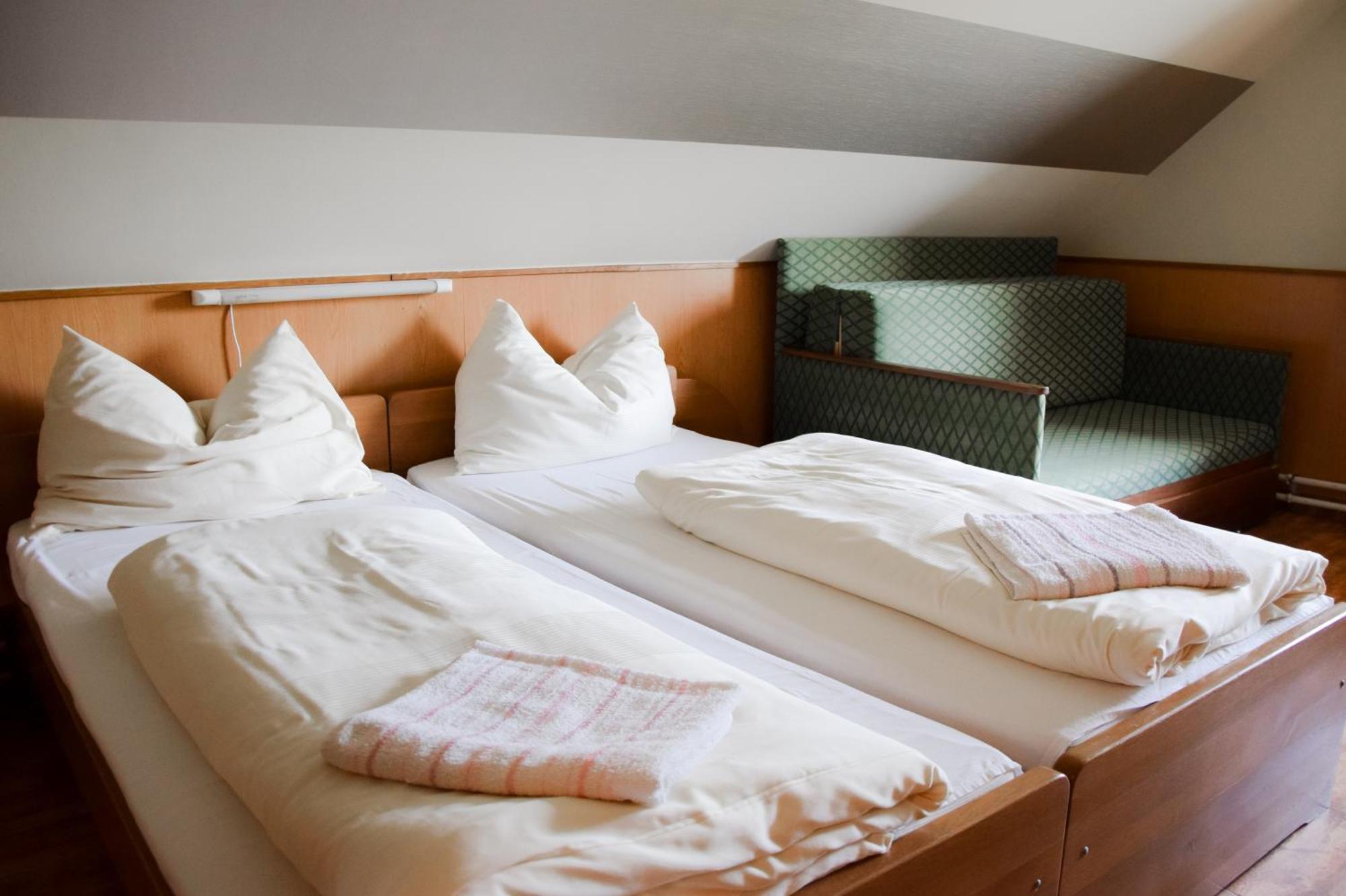 Hotel Csikar Csarda Es Panzio Kőszeg Zewnętrze zdjęcie