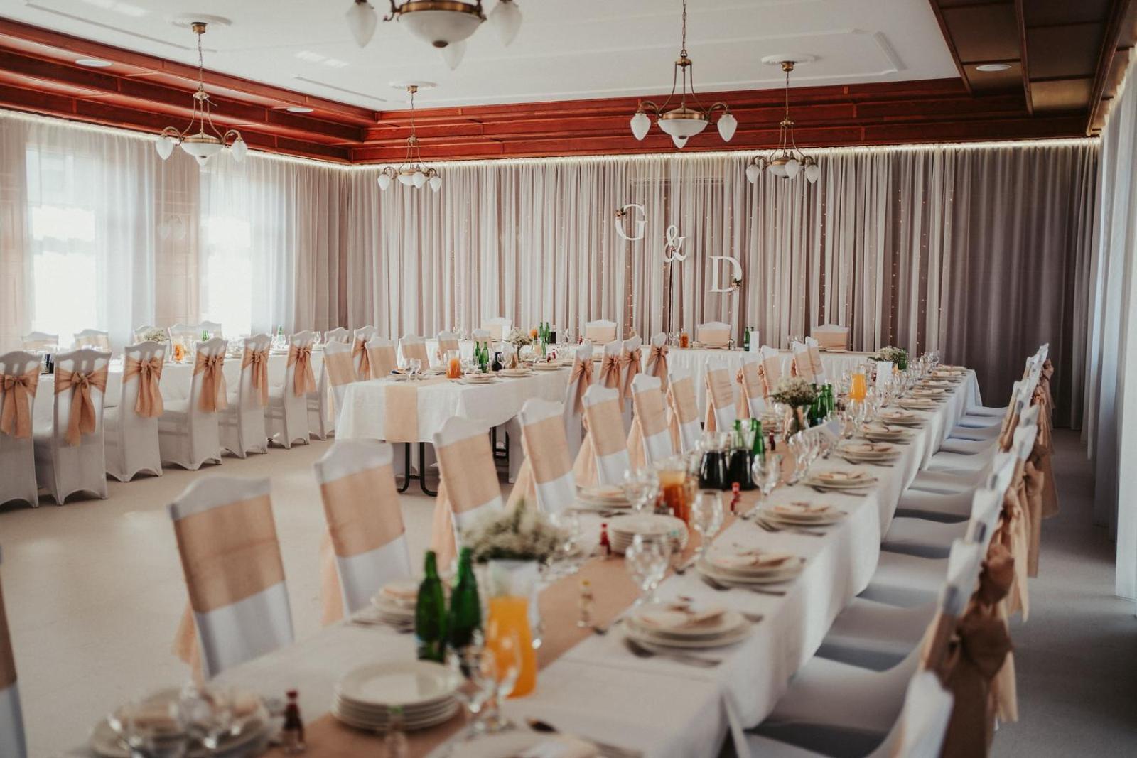 Hotel Csikar Csarda Es Panzio Kőszeg Zewnętrze zdjęcie