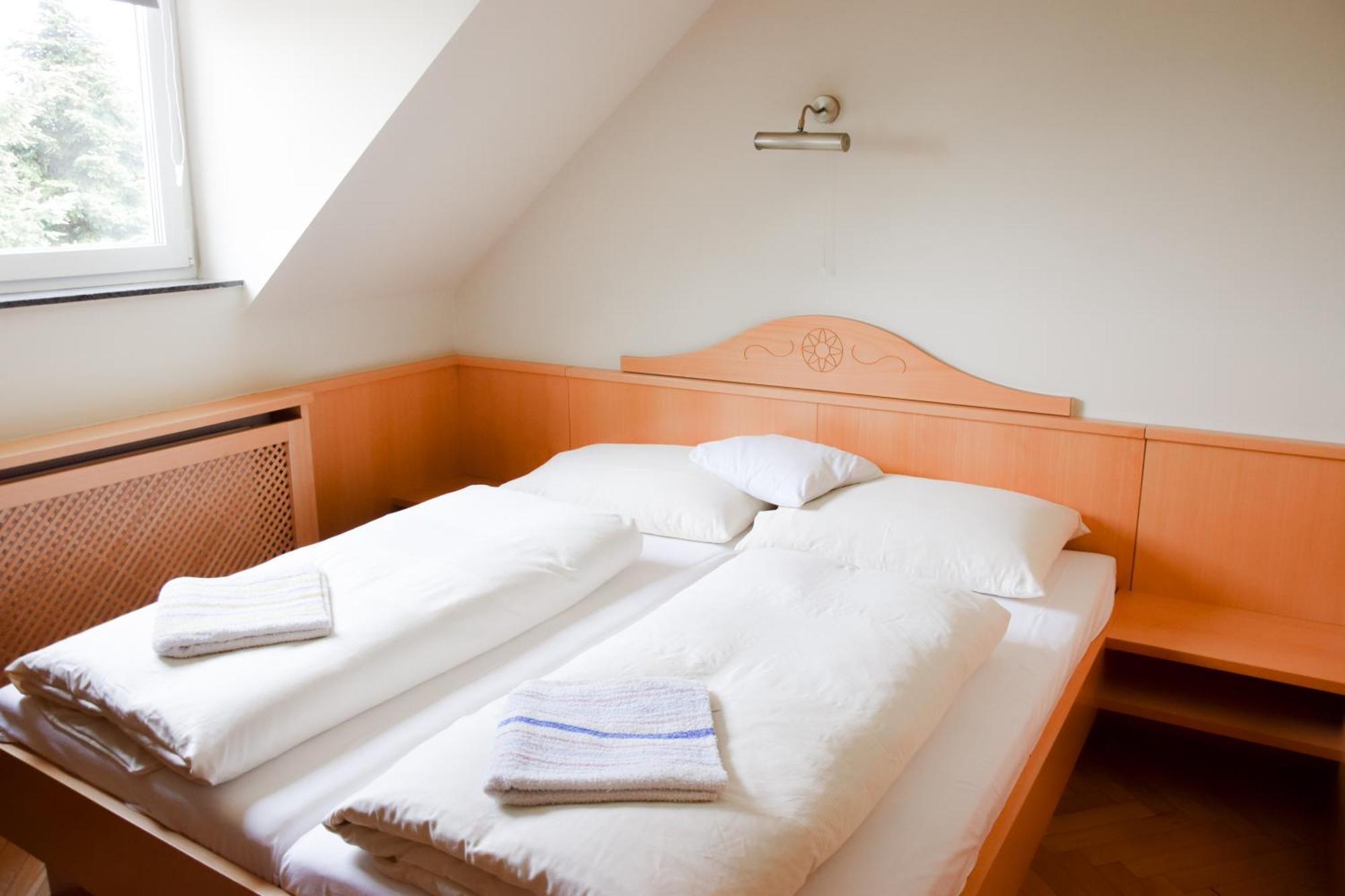 Hotel Csikar Csarda Es Panzio Kőszeg Zewnętrze zdjęcie